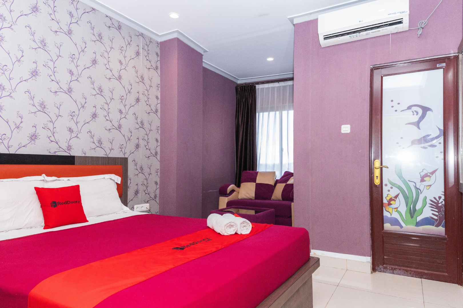 RedDoorz Plus @ Paal 2 Manado