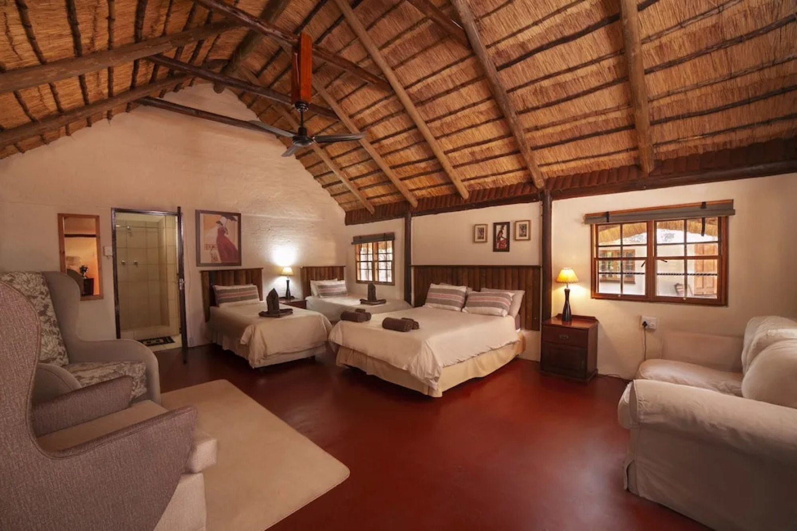 Wild Dogs Safari Lodge