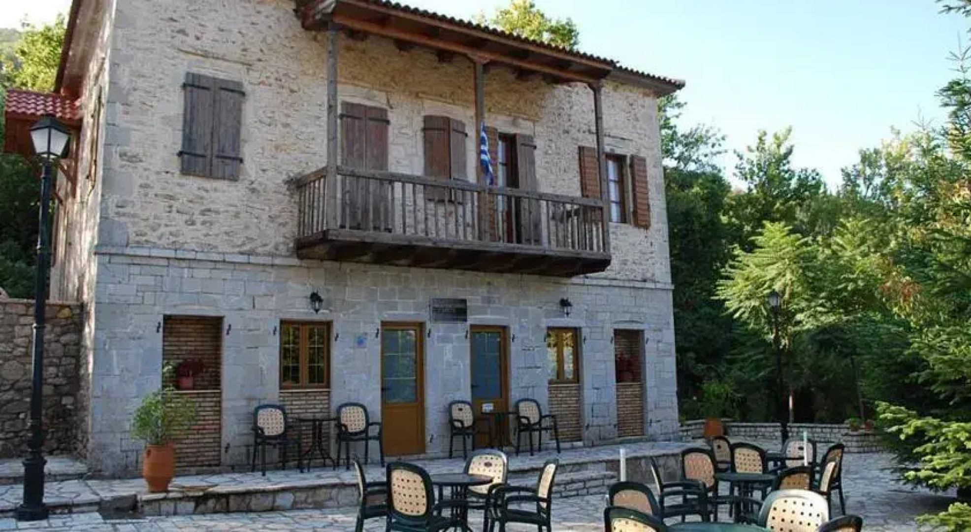 Paradosiakos Xenonas "Sopoto"