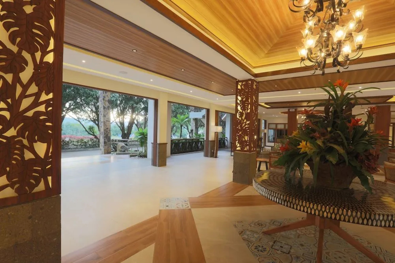 La Jolla Luxury Beach Resort