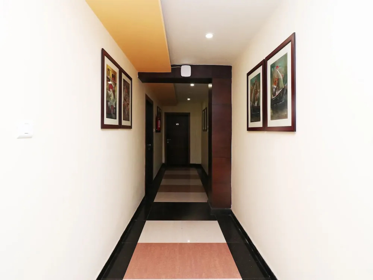 Capital O 40848 Hotel Mirabel