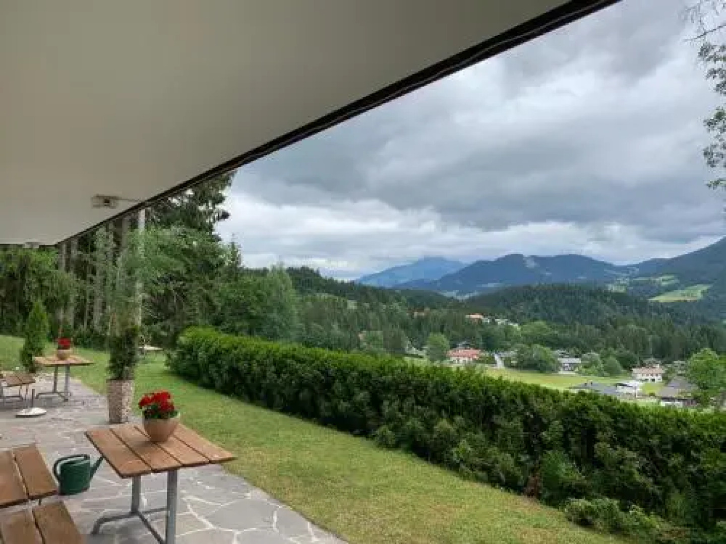 Haus Colorado Pension & Apartments