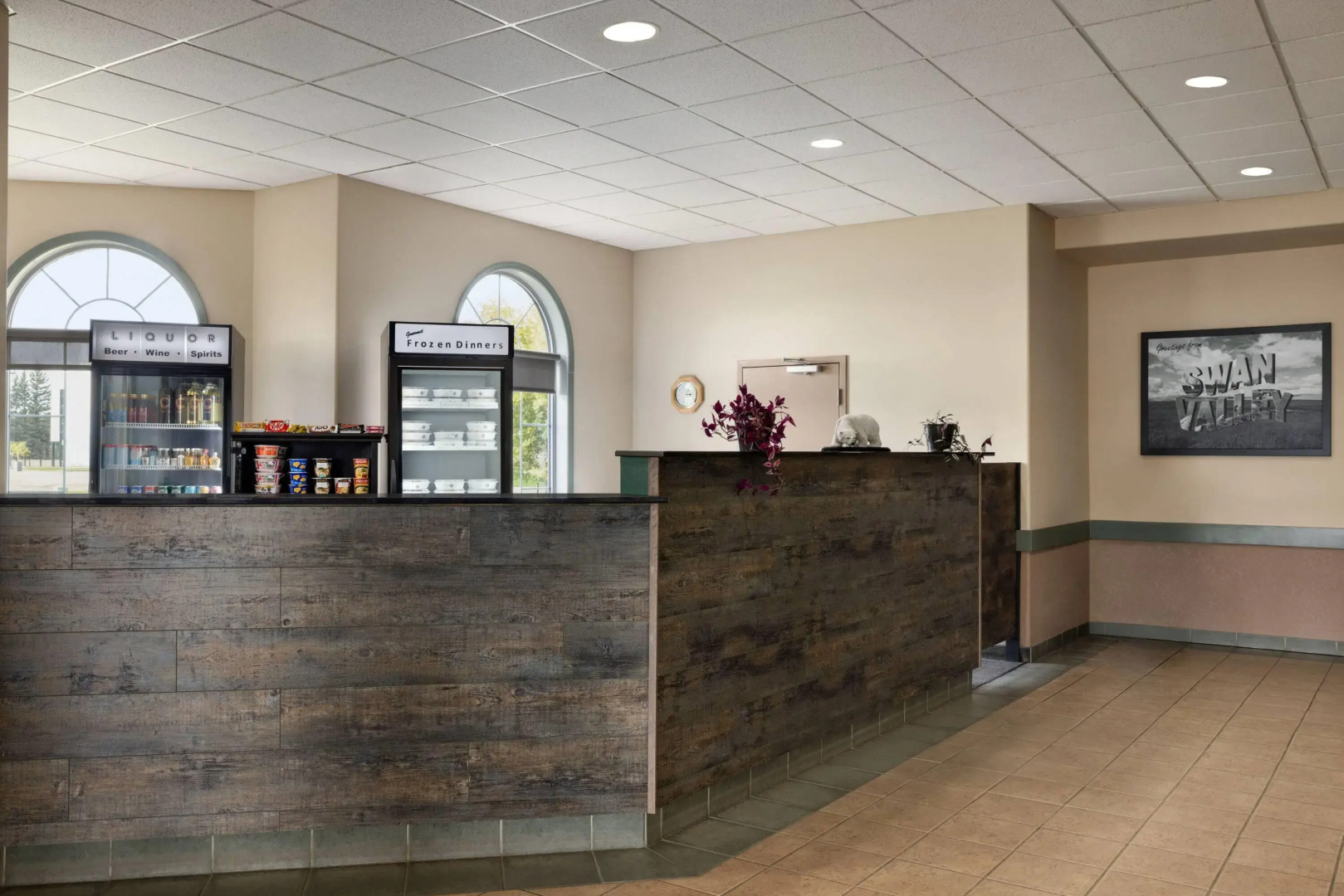 Super 8 by Wyndham Swan River MB