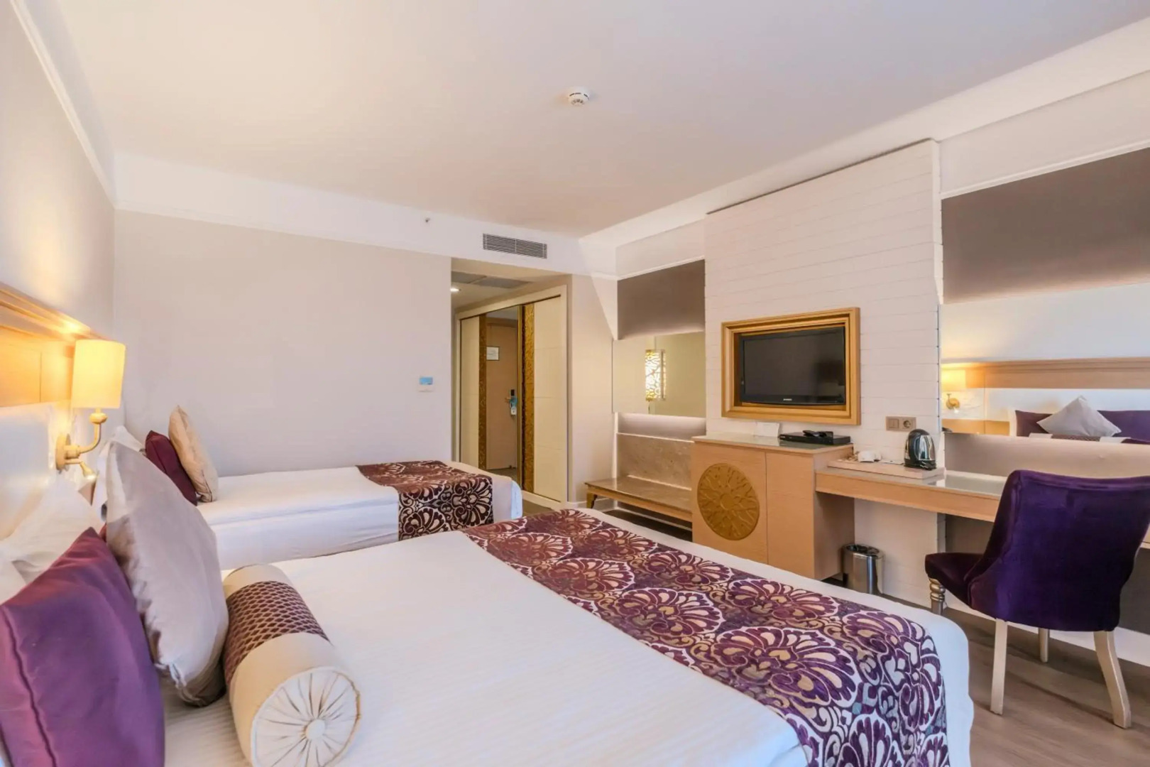 Villa Side Residence