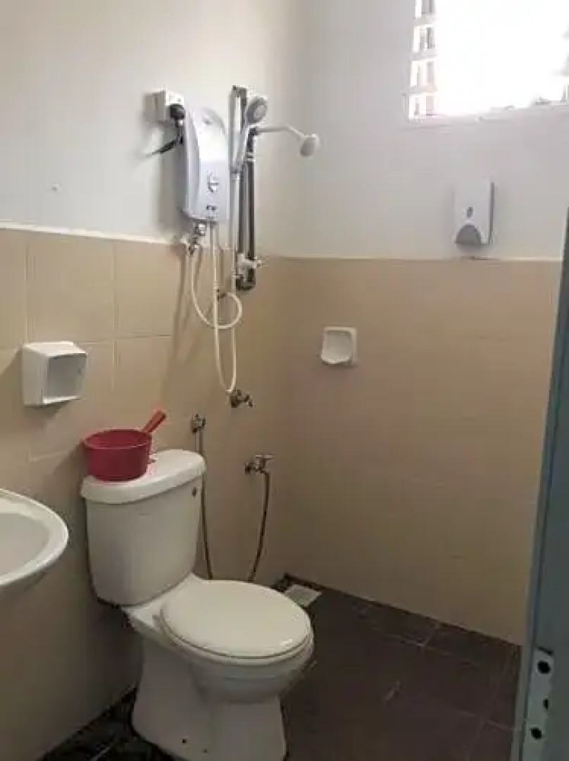 OYO Home 90359 Homestay Bandar Putra 2