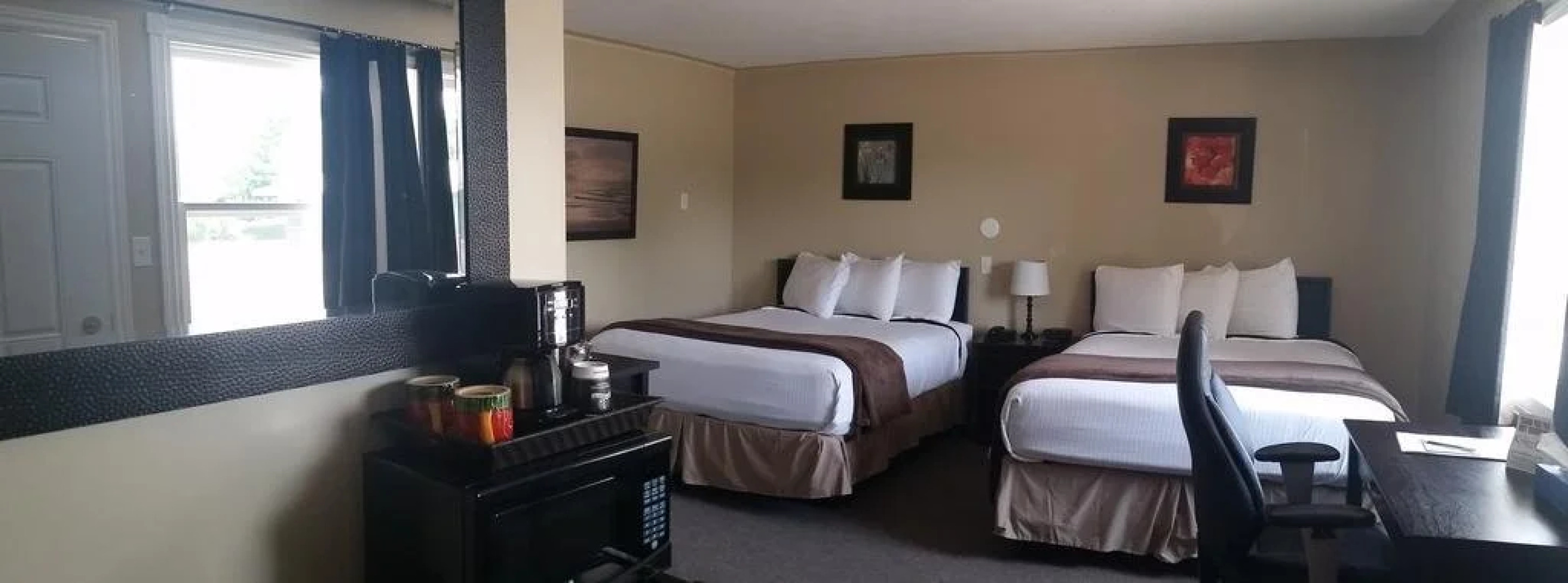 Middleton Motel & Suites