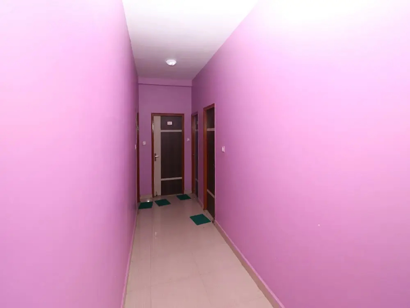 OYO 12318 Hotel Sea Horse