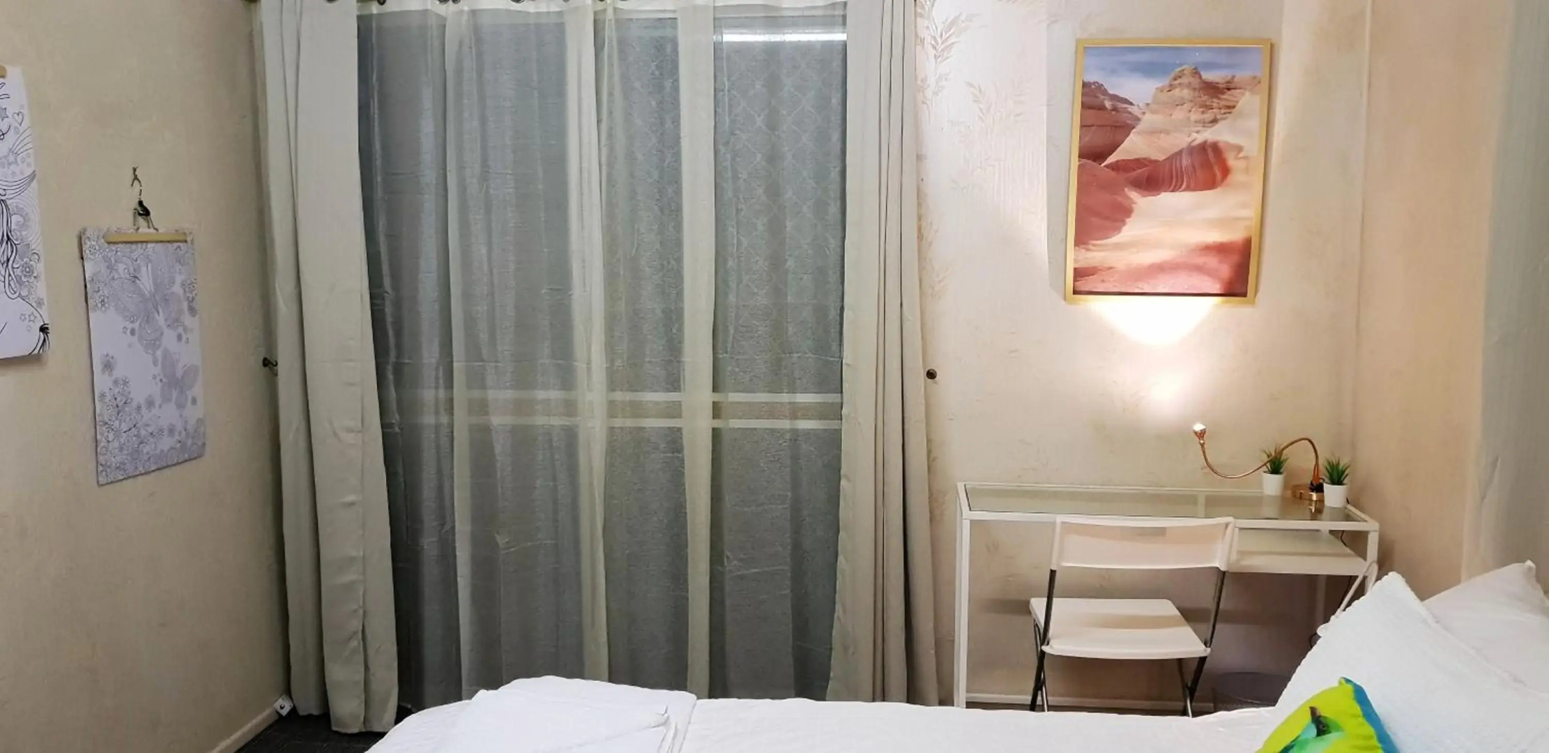 WOODY Pt - AMAZING 1970's SHARE HOUSE BY THE SEA-3 rooms available!