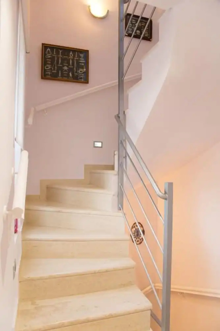 Porto Rafti view by Akroploron