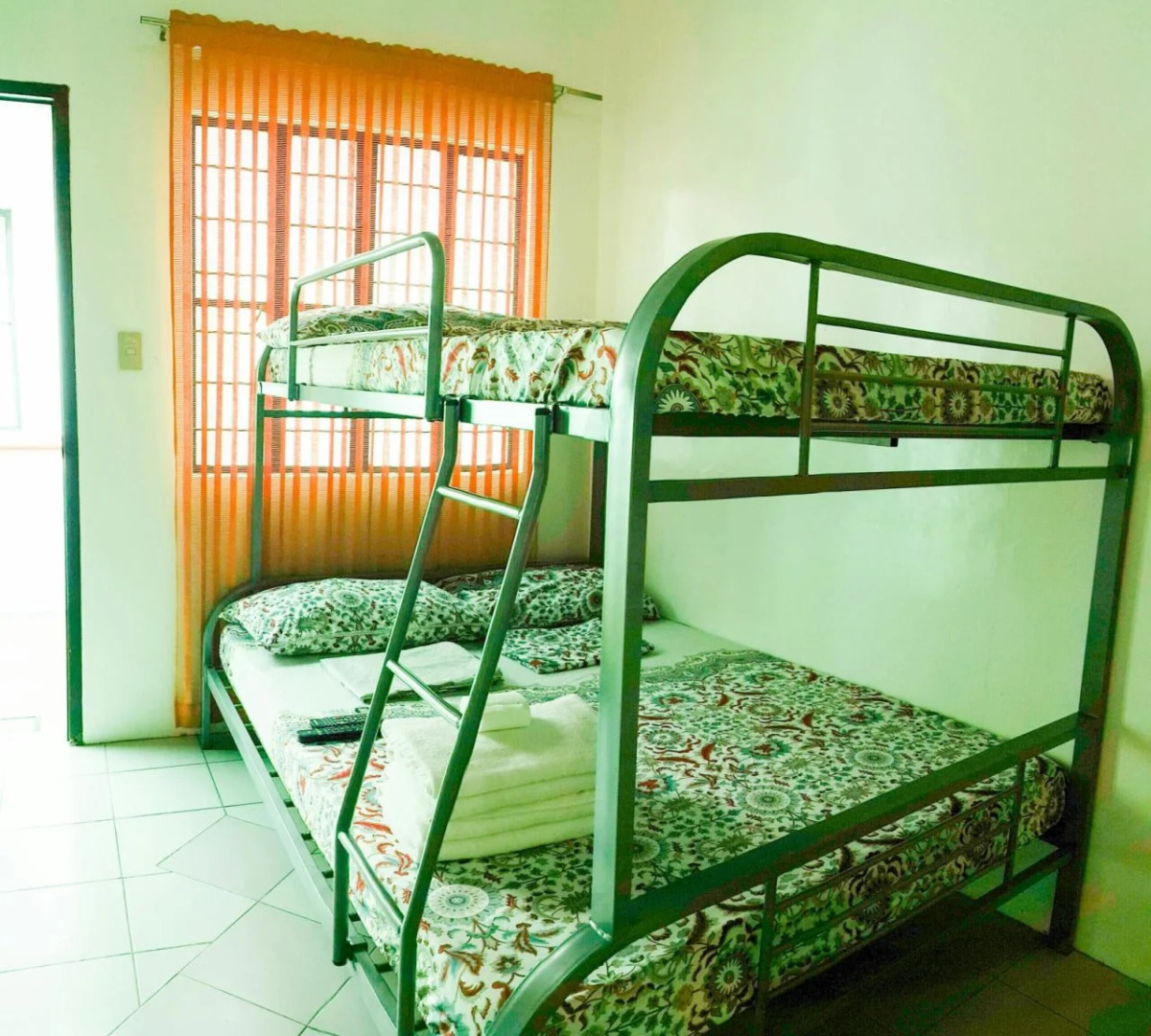 Zillion Pavilion Family & Business Hotel