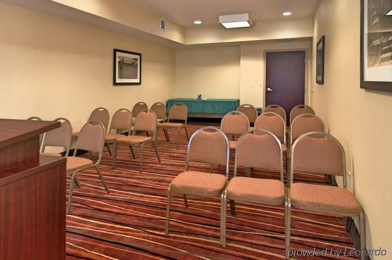 Holiday Inn Express & Suites Austin SW - Sunset Valley by IHG