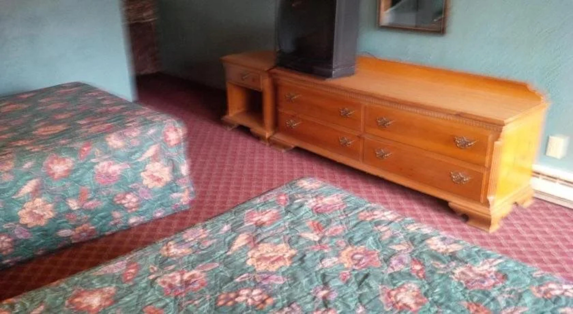 Pink Fountain Motor Inn