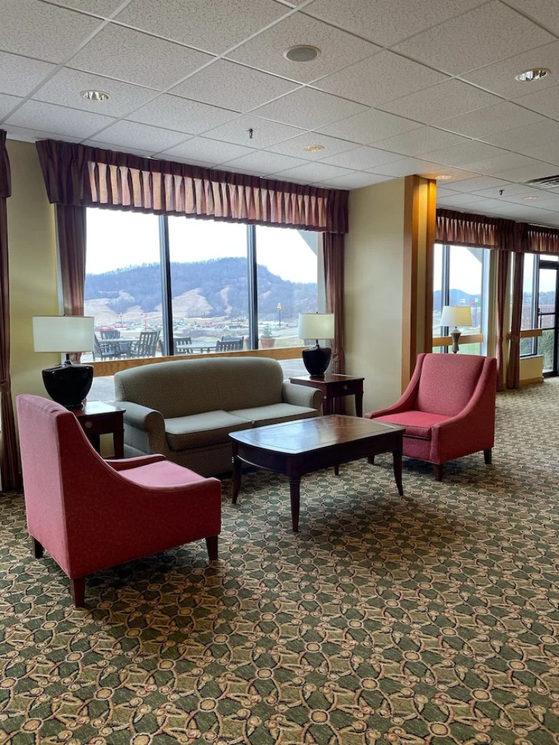 Days Hotel Sutton Flatwoods