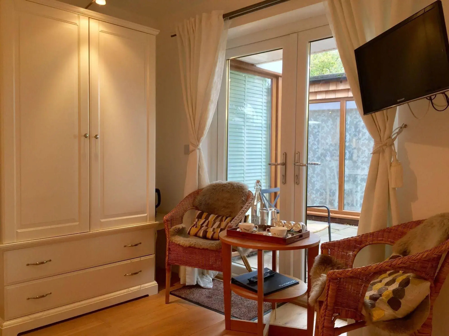 Thatched Cottage Hotel