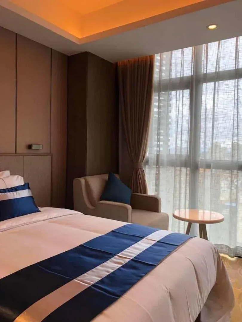 Howard Johnson Life Changrong