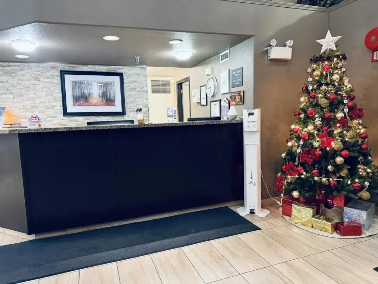 Super 8 Dawson Creek