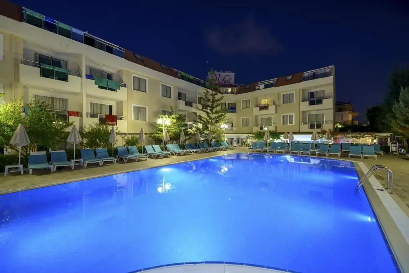 Akalia Suite Hotel & Spa