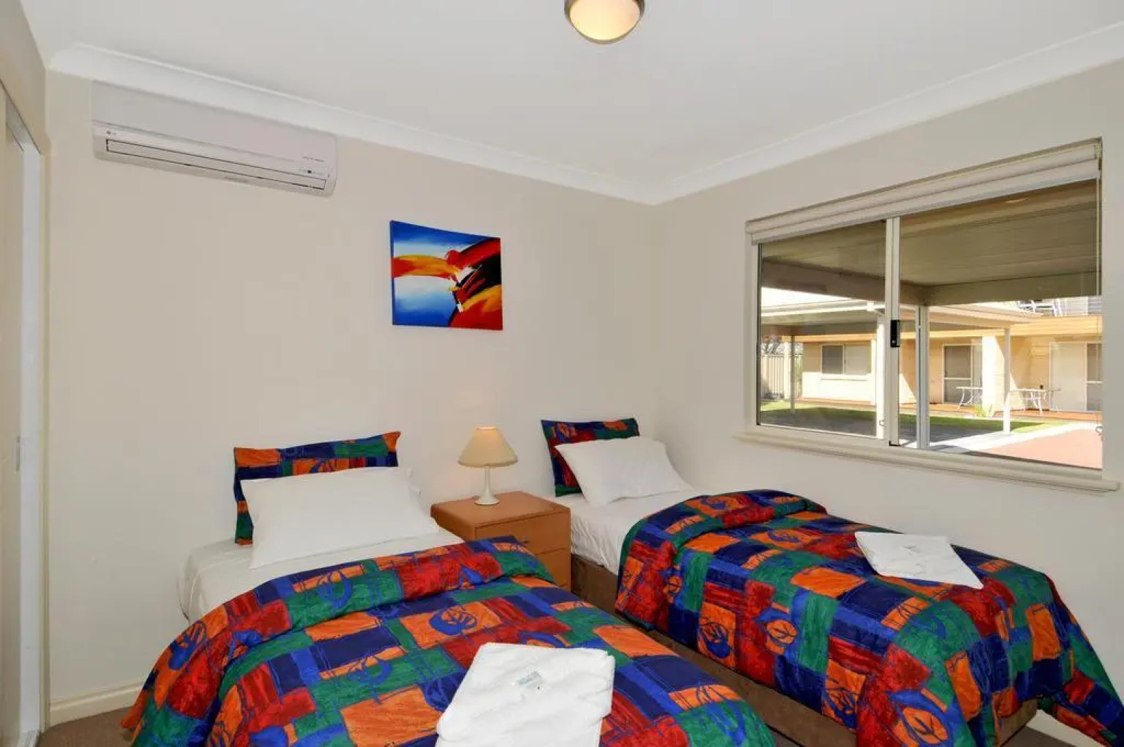 Lakeside Holiday Apartments