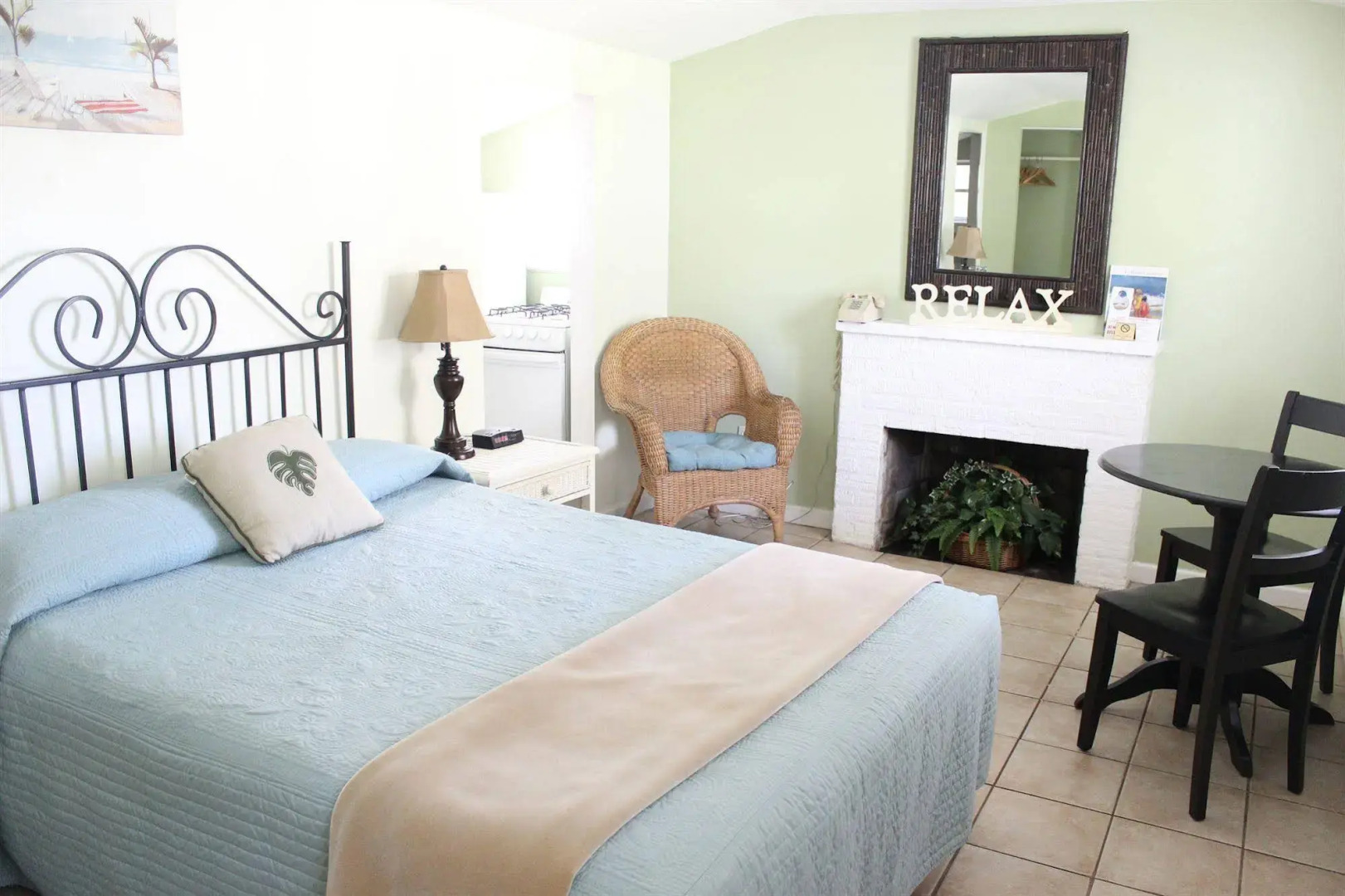 Shoreline Suites & Cabana Cottages