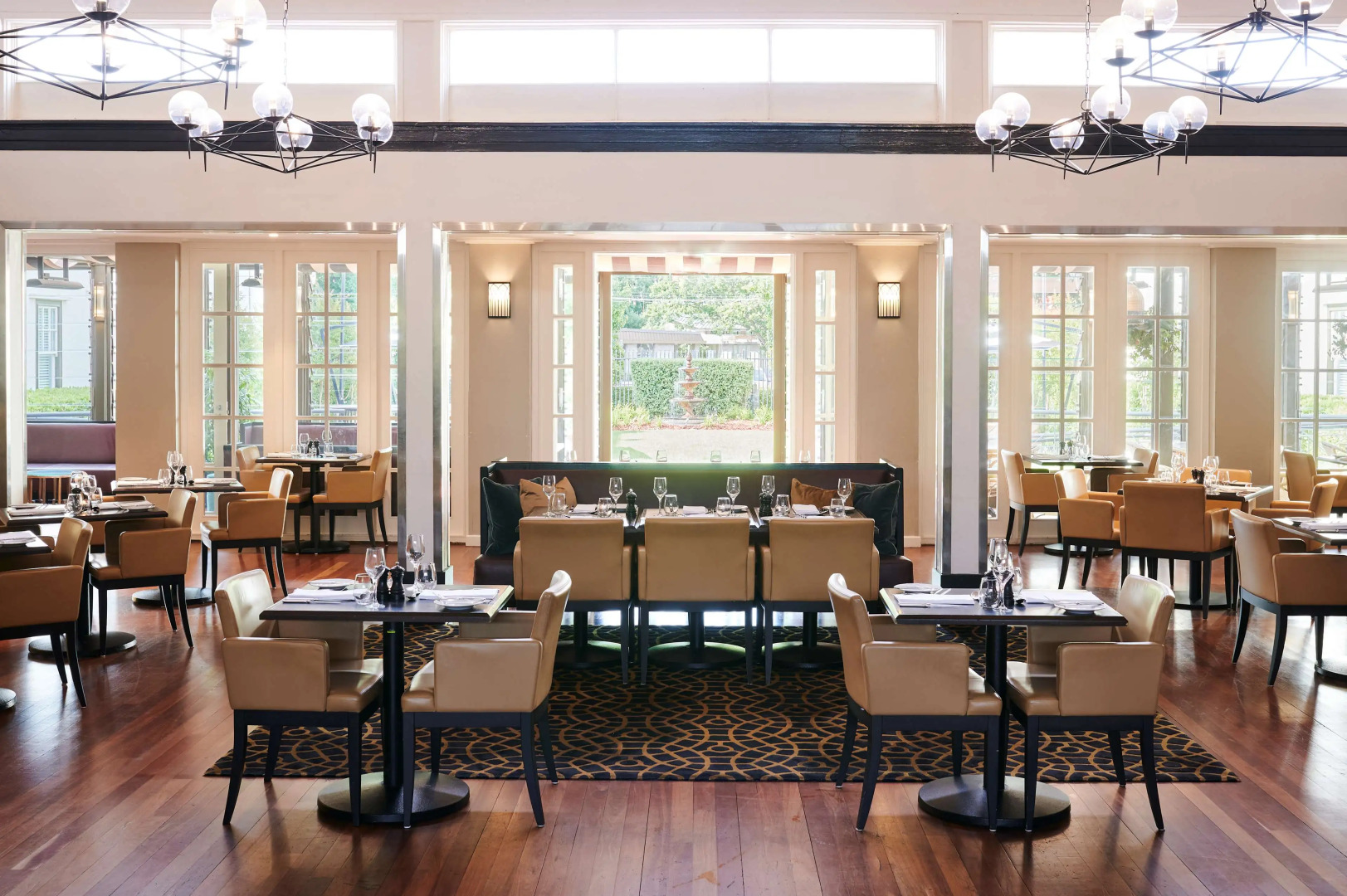 Hotel Kurrajong Canberra