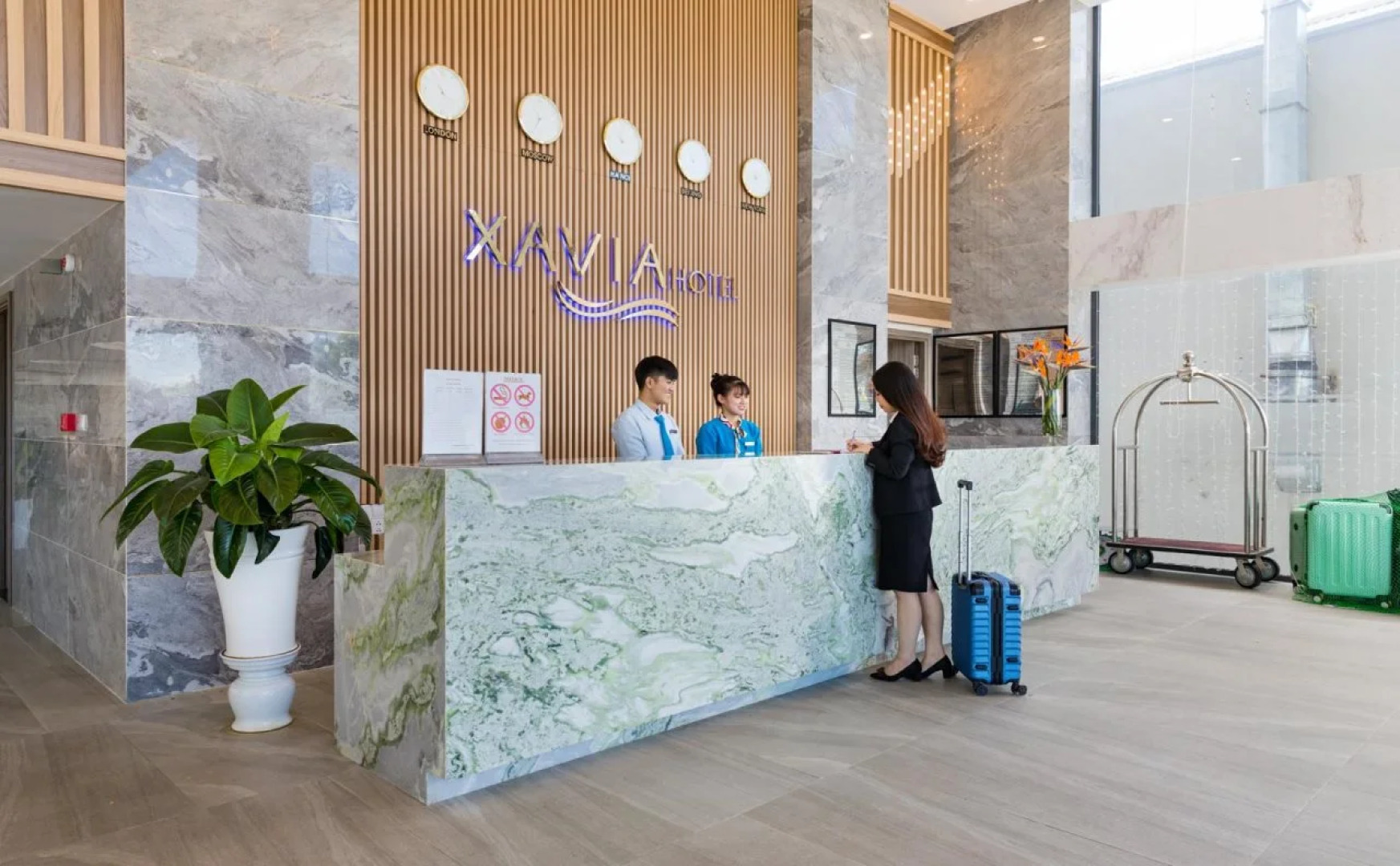 Xavia Hotel