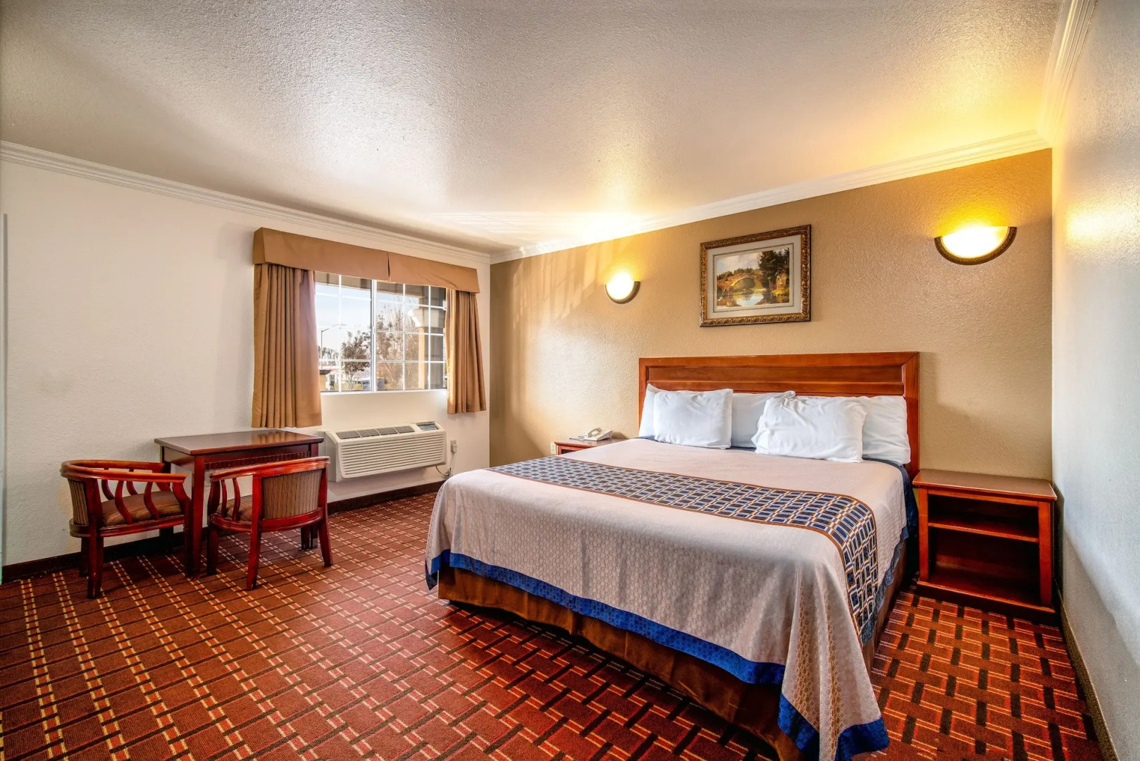 Regency Inn & Suites