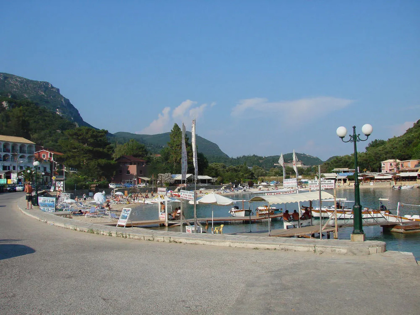 Zefiros Traditional Hotel