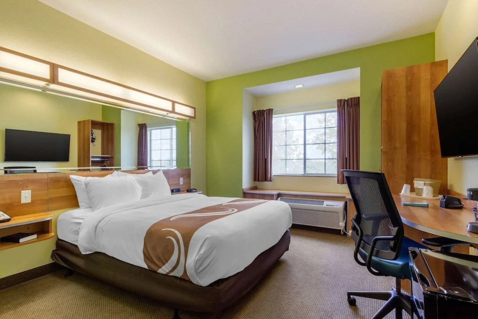 Microtel Inn & Suites by Wyndham Lehigh