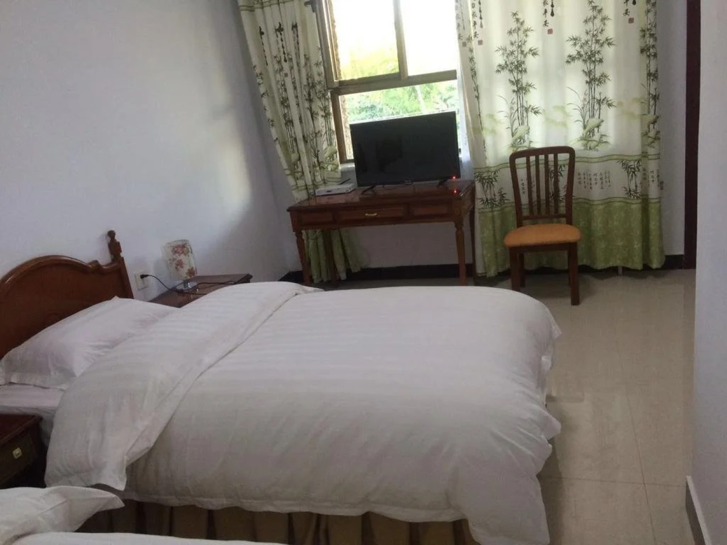 Dunhuang Hu Yang Inn