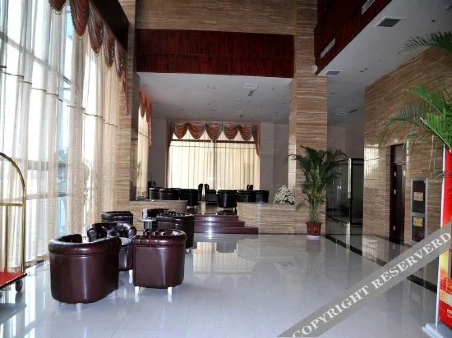 Zhonghao Holiday Hotel