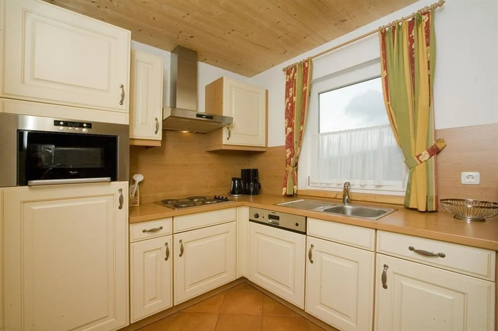 Alpendorf Dachstein West by ALPS RESORTS