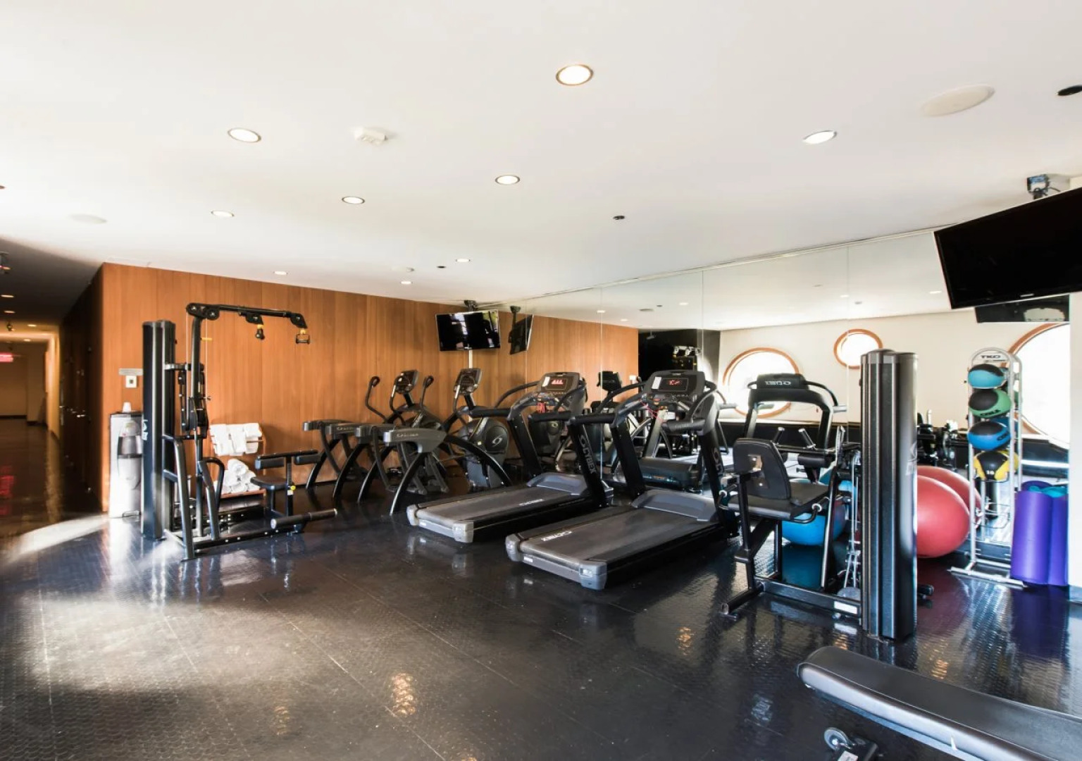 Dream Downtown, by Hyatt