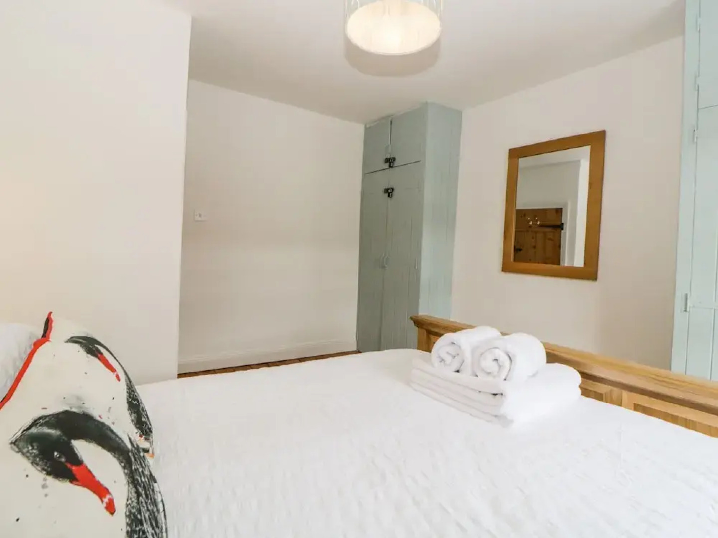 The Yellow House, 13 King Street