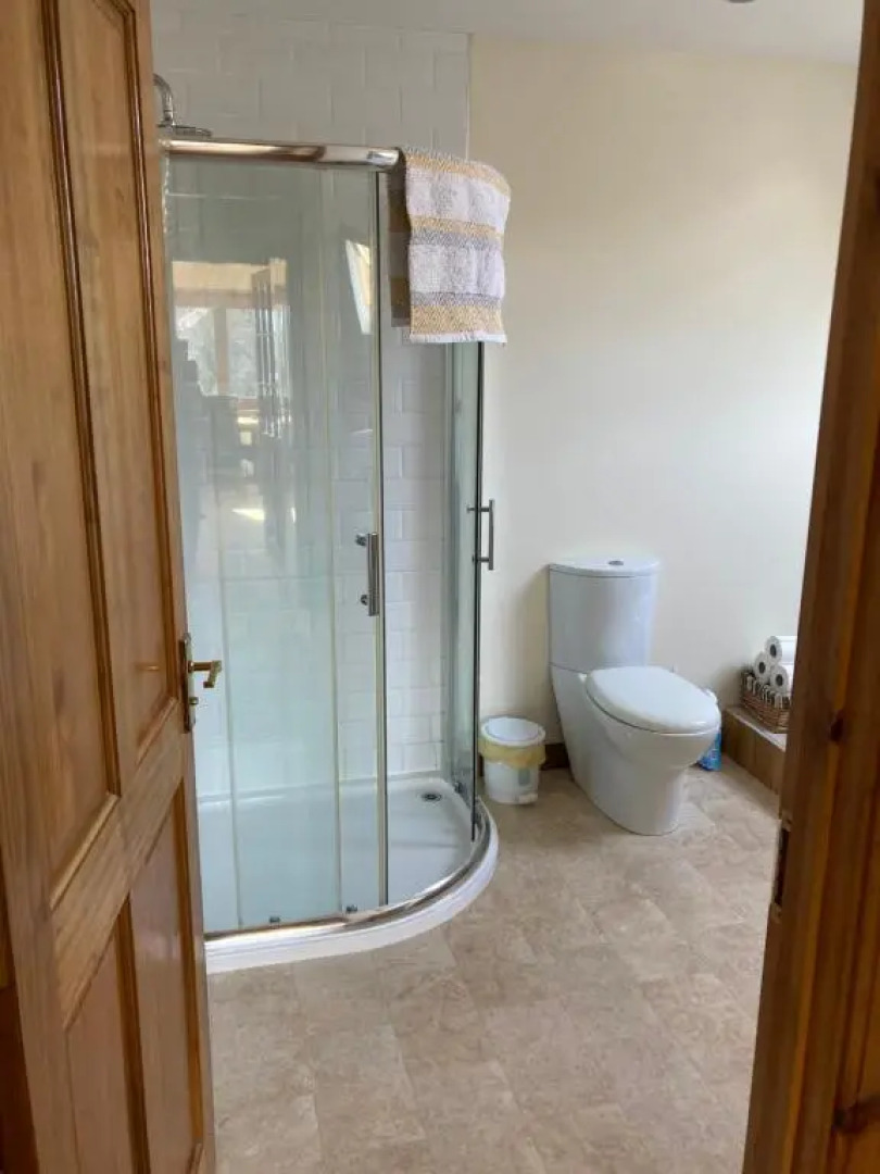 Springbank Apartment - Sleeps 4 - Pet Friendly