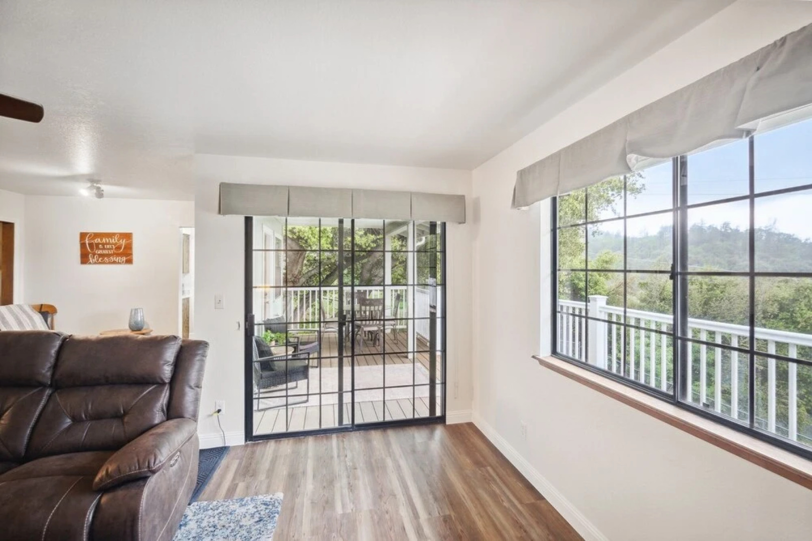 Cozy And Comfortable Yosemite Portal 3 Bedroom Home by Redawning