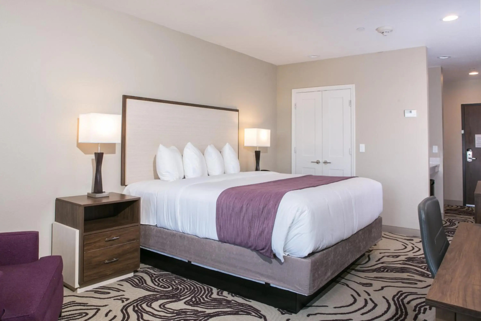 Hotel Siri Downtown - Paso Robles