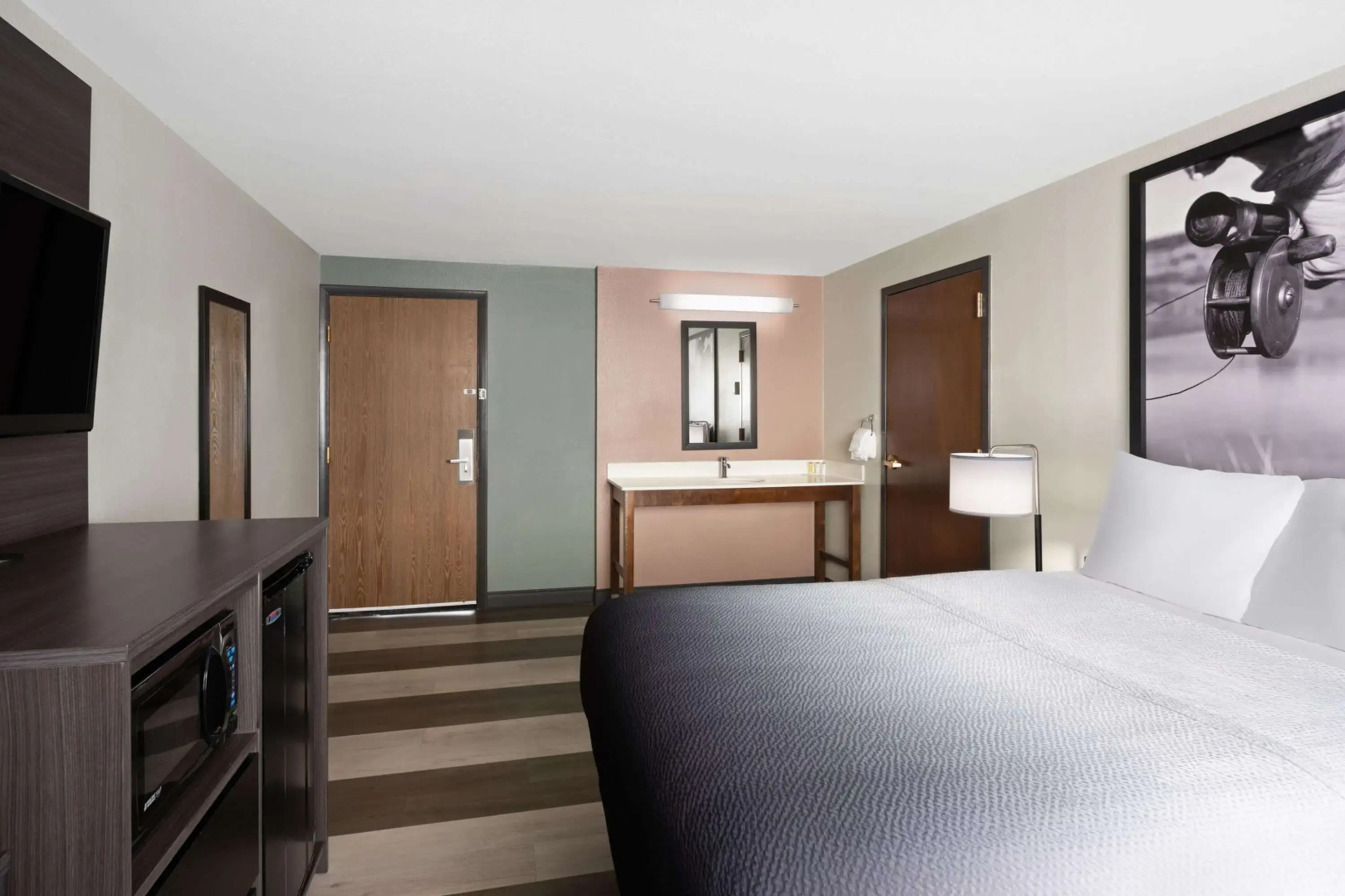 Super 8 by Wyndham Conrad