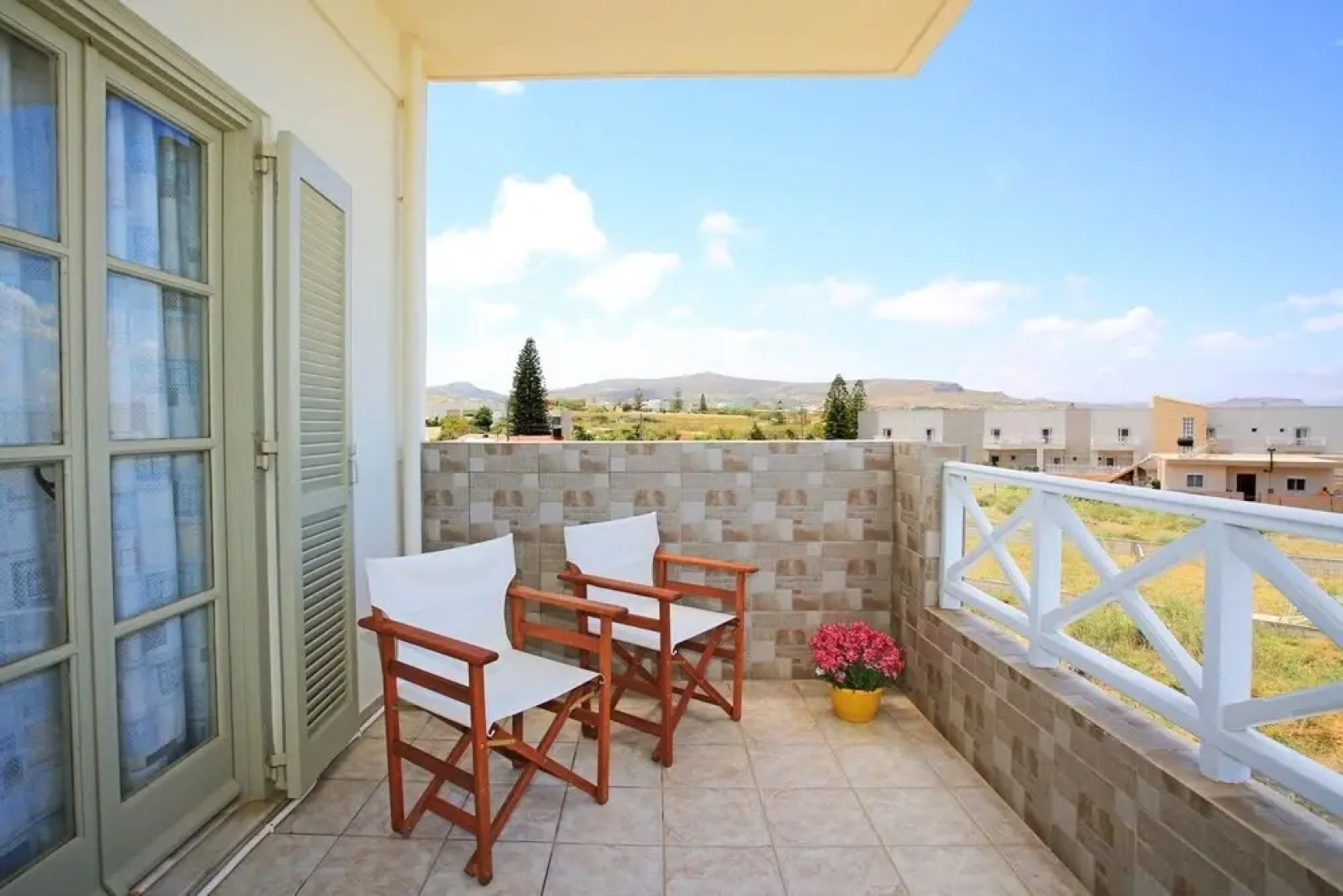 Konstantia Apartment- relax in beachfront