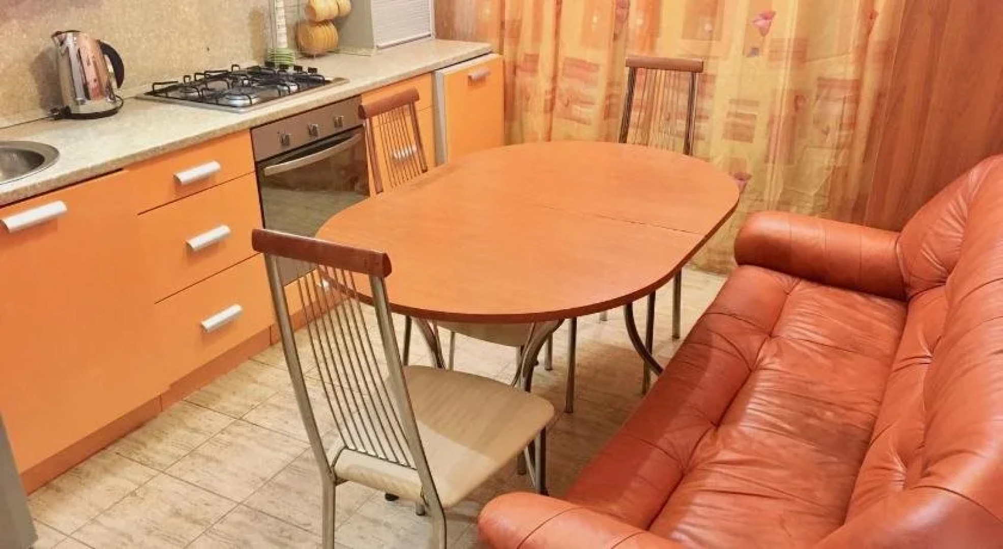 Огни Саратова на ул. Московская, 134/146