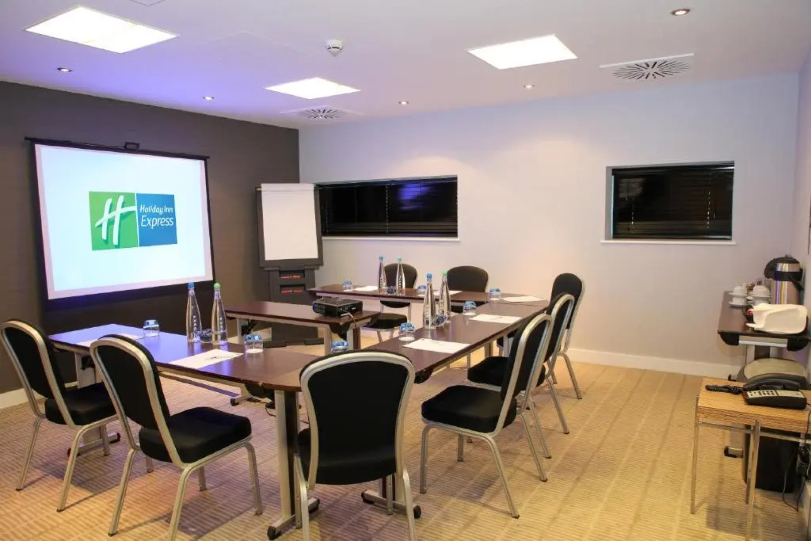 Holiday Inn Express London Heathrow T5 by IHG