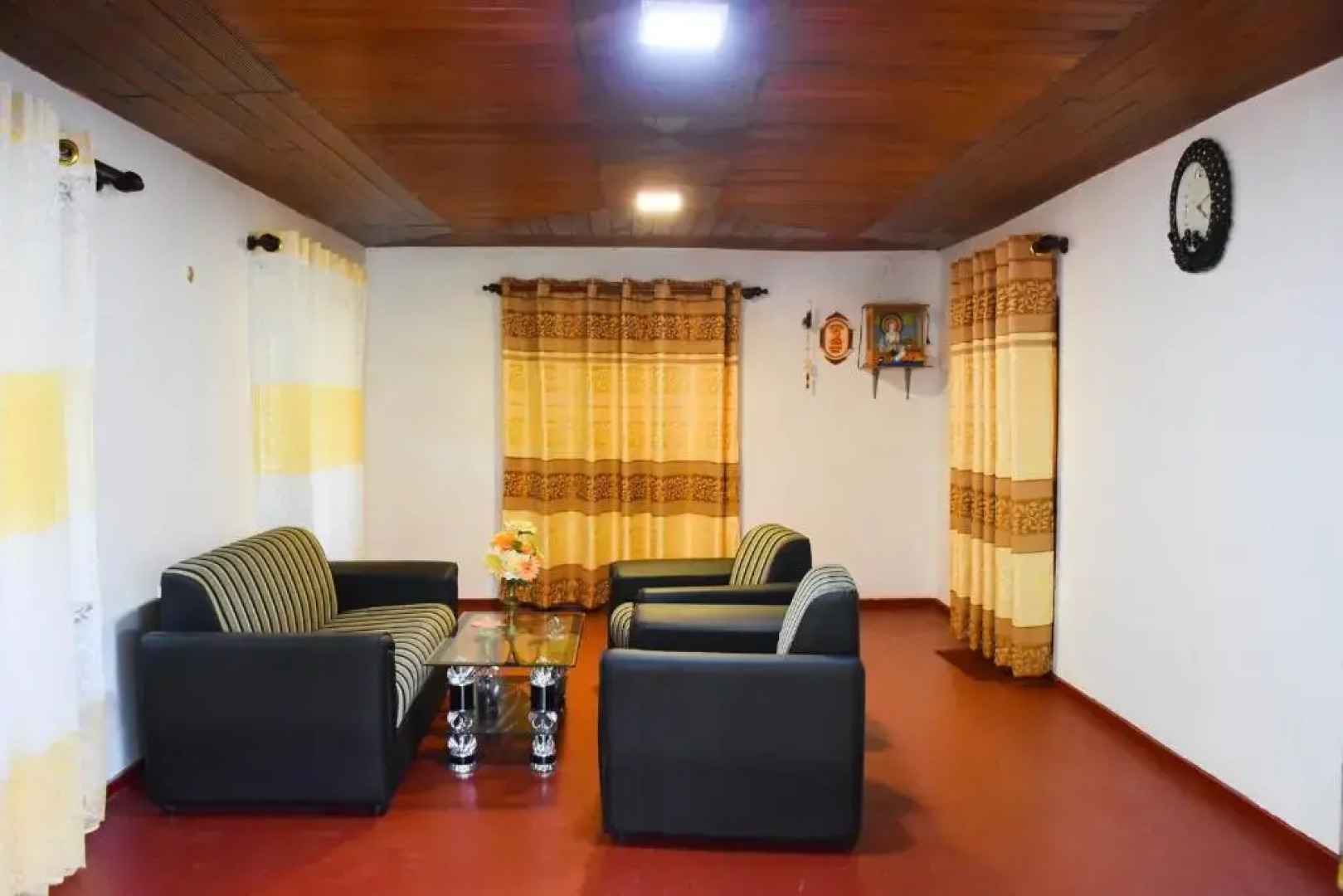 Rainforest Holiday Inn