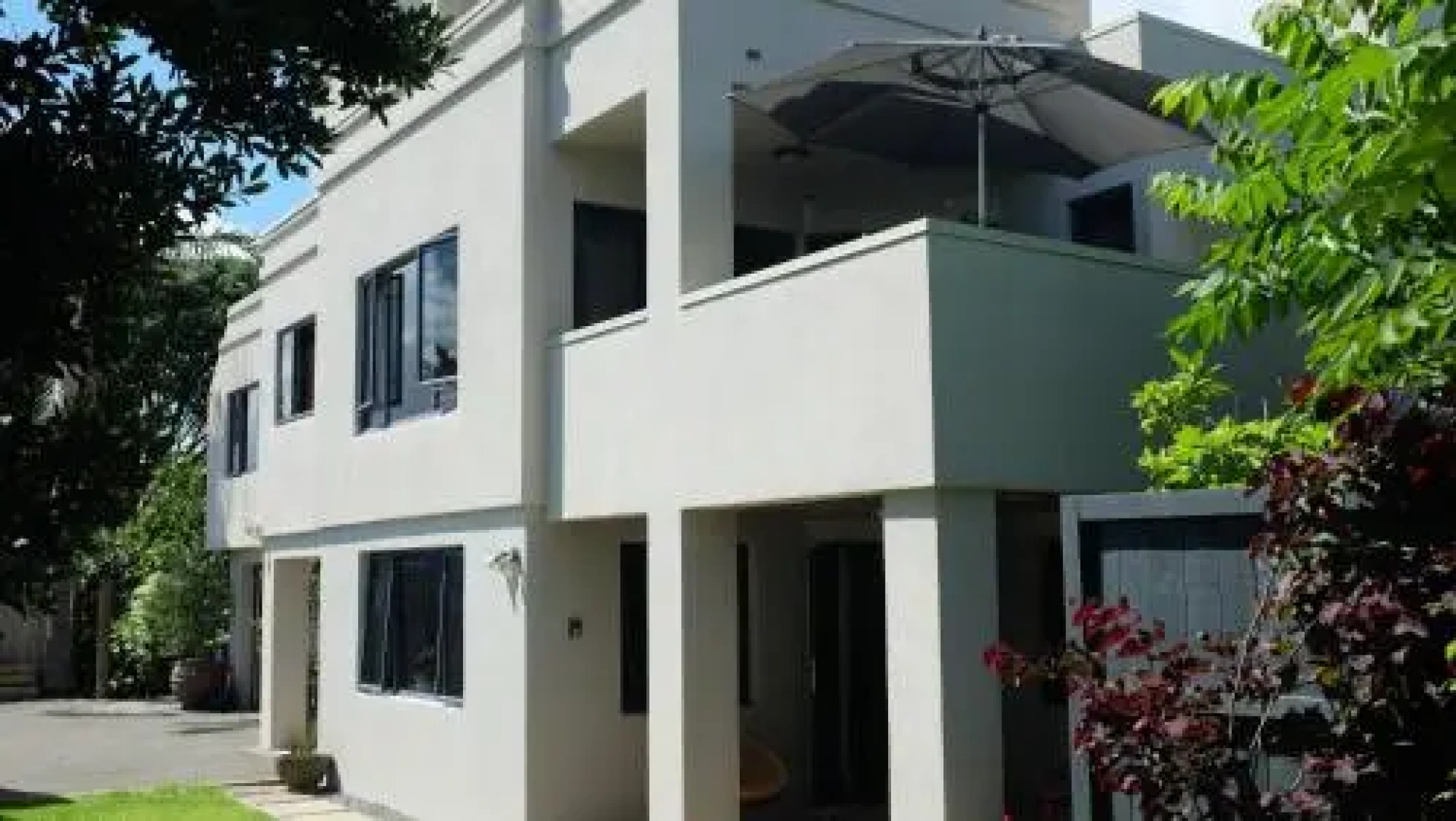 Salt and Sand Bed & Breakfast