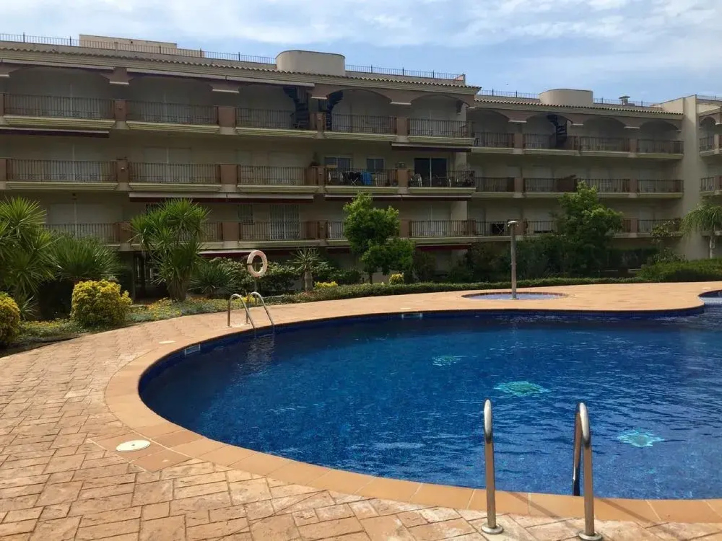 Apartamentos Golden Beach