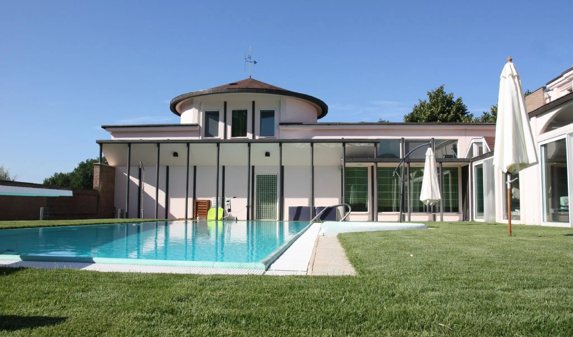 Villa bright and quiet 45 from the center of Rome, private pool exclusively