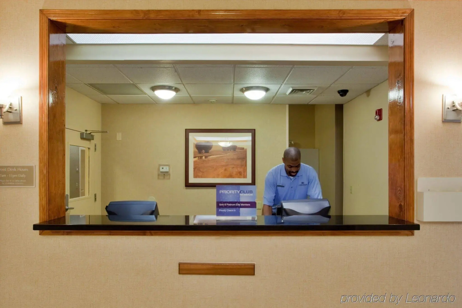 Candlewood Suites Virginia Beach Town Center by IHG