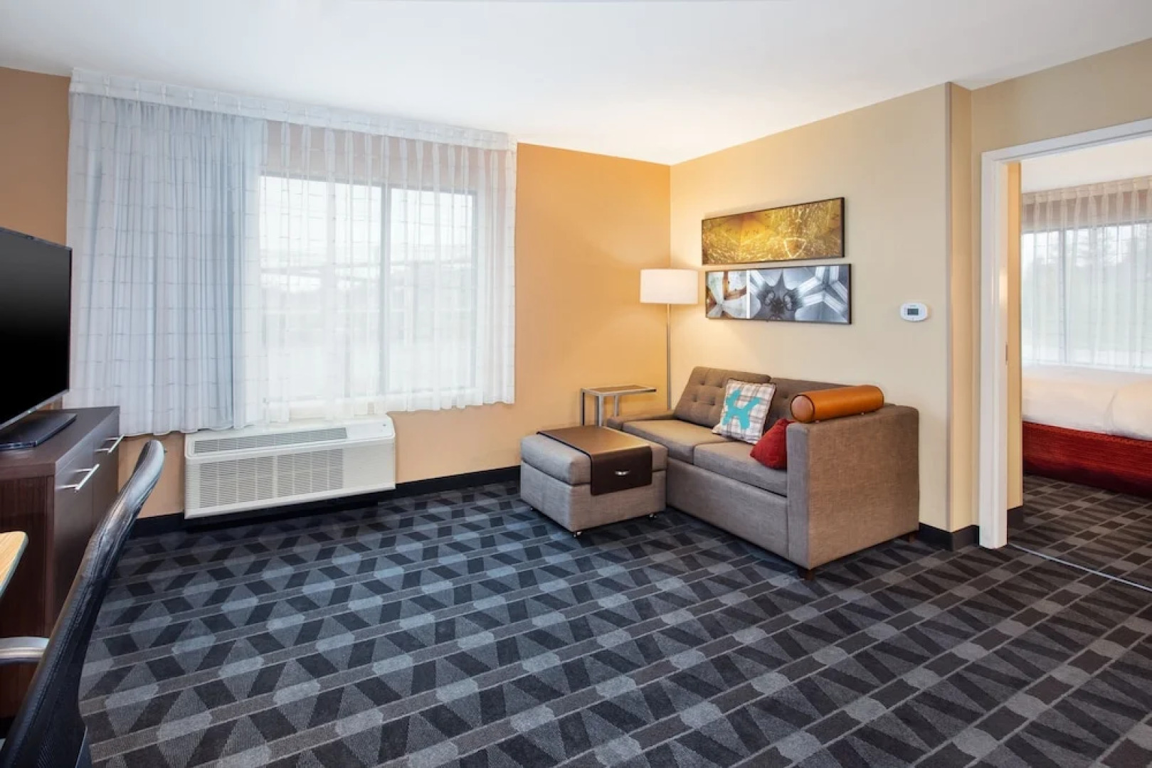 TownePlace Suites by Marriott Detroit Belleville
