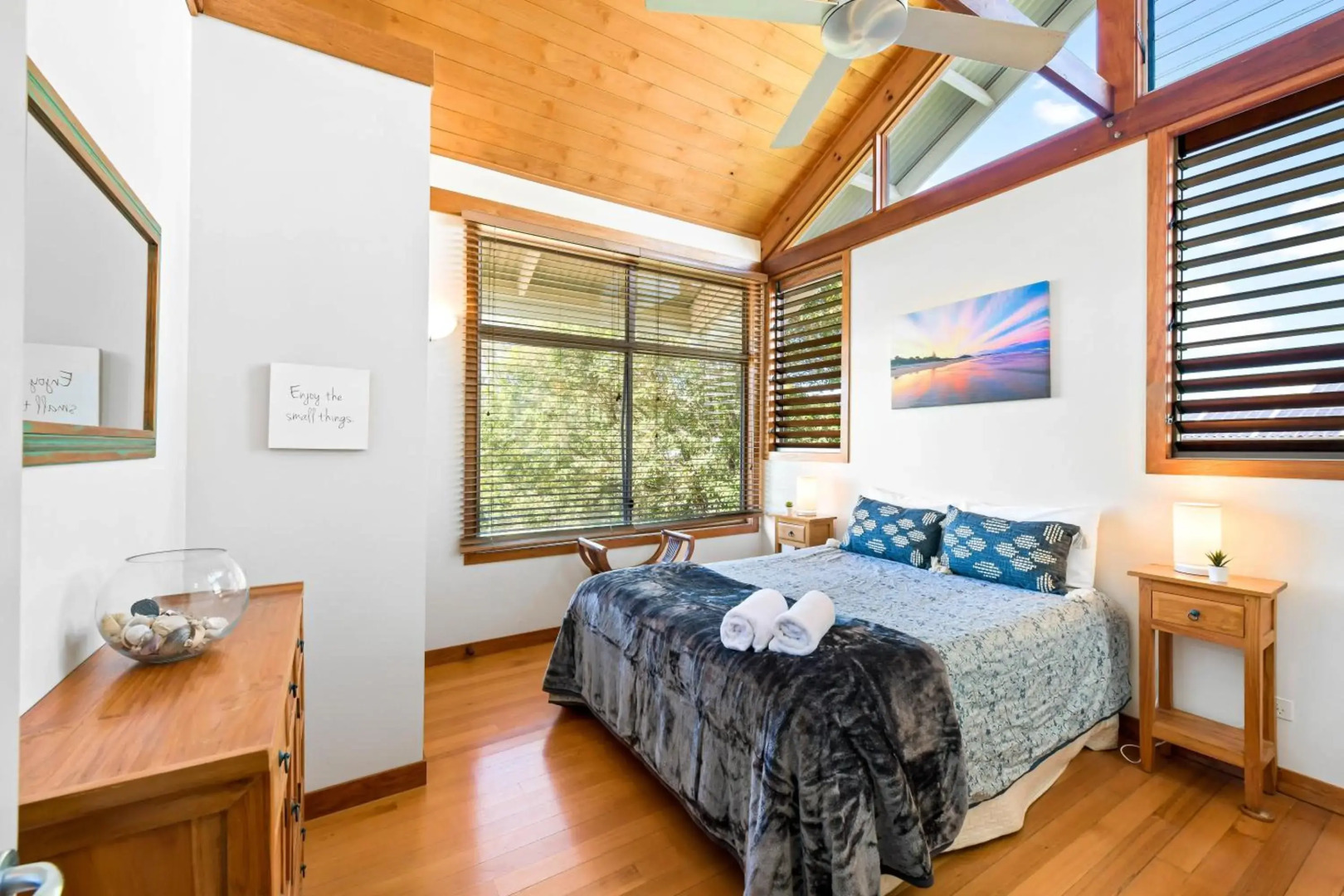 Serenity - Mudjimba - Pet Friendly Holiday Home