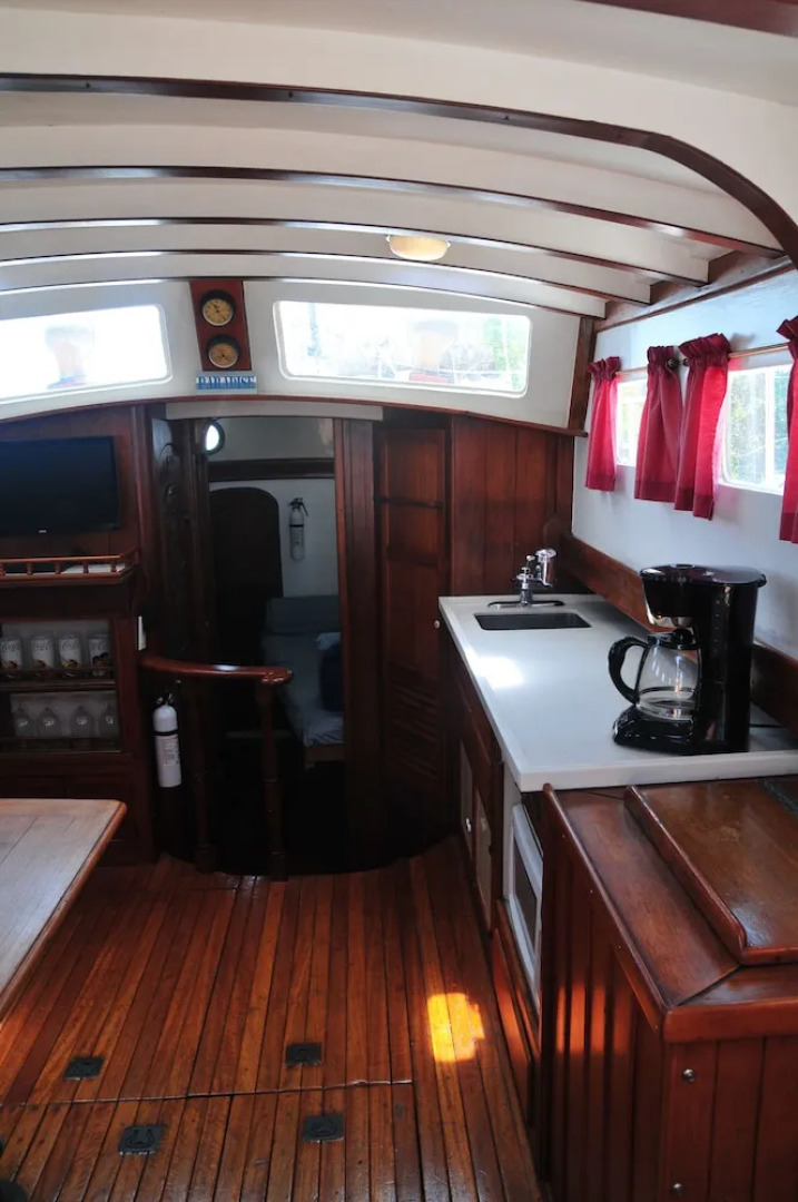 Blue Sky Charter Company LLC.