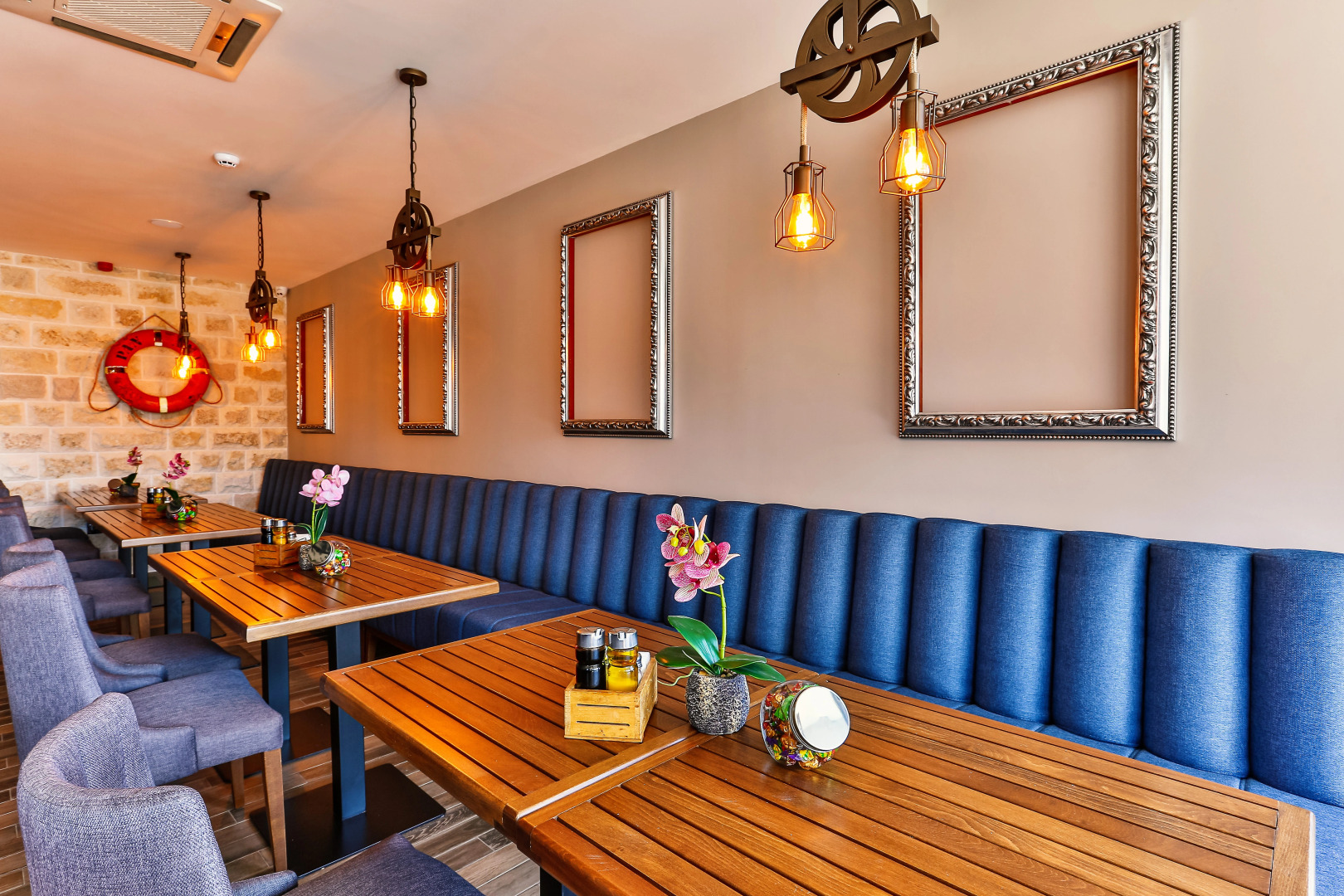 Отель Tate by Aycon