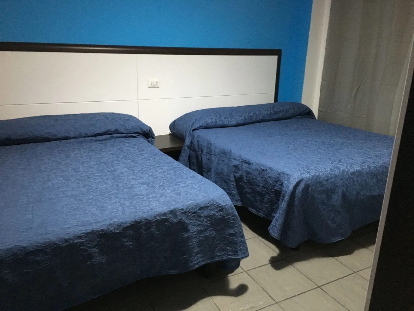 Old Milano House - Hostel